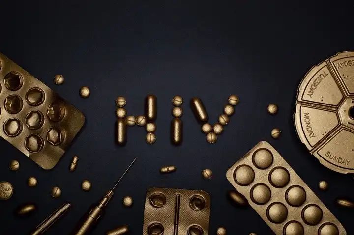 에이즈 증상 및 원인과 치료, 검사 (HIV 감염)